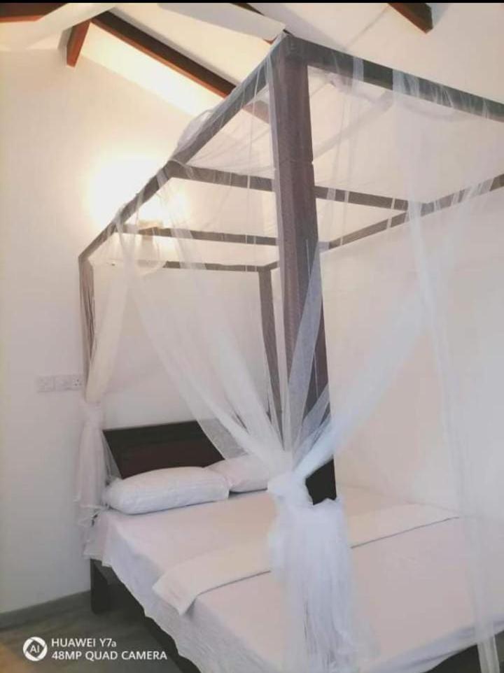 Villa Wismar Hikkaduwa Kamer foto